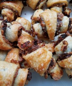 The Perfect Cookie: Your Ultimate Guide to Foolproof Cookies, Brownies & Bars (Perfect Baking Cookbooks) 27 81lmkYZkQgL 1