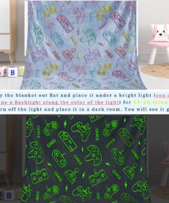 Glow in The Dark Blanket Gaming Blanket Boys Girls Gamer Blankets Soft Fleece Cozy Video Game Blankets Gift for The Ultimate Gamer for Kids Teens Men Boyfriends 50"x60" Fluorescent Game Throw Size 50" x 60" (130 x 150 cm) 9 81lmvMb1aSL