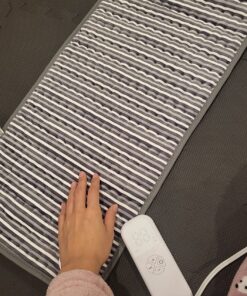 Heating Pad for Back, Neck and Shoulder Pain Relief, Electric Heating Pads for Cramps with 6 Heat Settings, Auto Shut-Off, Moist Dry Heat Options, Machine Washable, 12" x 24", Gifts for Women, Men Stripe 47 81m7FvHycmL