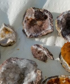 Large Size Break Open Geodes Kit 12 Whole Geodes By Ancient Treasure Adventures 86 81m93x6xqL