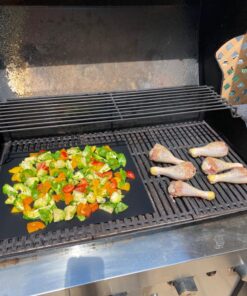 Grill Magic BBQ Grill Mat Set of 3-100% Nonstick Large Grilling Sheets - Heavy Duty Cooking Mats for Outdoor Grill Charcoal, Gas or Electric - Reusable, Extra Thick and Easy to Clean - 15.75 x 13 25 81mSDQHMIdL