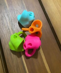 Firesara Pencil Grips, Original Breakthrough Assorted Writing Aid Grip Trainer Posture Correction Finger Grip for Kids Preschoolers Children Adults Special Needs for Lefties or Righties(4PCS) Blue 35 81mpknqmkwL