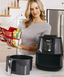 Ninja AF101 Air Fryer that Crisps, Roasts, Reheats, & Dehydrates, for Quick, Easy Meals, 4 Quart Capacity, & High Gloss Finish, Grey 41 81mwqriqAzL
