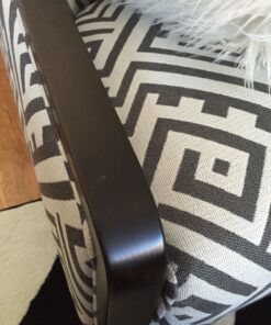 Beautyko Ideaworks 12-Piece Wood Touch-Up Markers and Wax Sticks for Repairing Scratches and Dings in Wood Furniture and Floors 1 A CLASS 44 81nPl6N1zeL