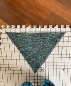 Hephaestus Crafts Blocking Mats for Knitting - Pack of 9 GRAY Blocking Boards with Grids for Needlepoint or Crochet. 150 T-pins 35 81ngipbNL