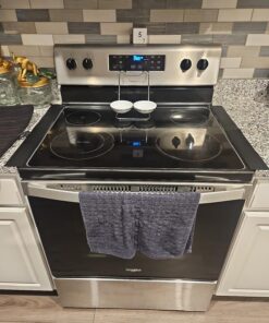 Linda’s Essentials Silicone Stove Gap Covers (2 Pack), Heat Resistant Oven Gap Filler Seals Gaps Between Stovetop and Counter, Easy to Clean Stove Gap Guard (21 Inches, Black) 21 Inches 46 81nqFoeyT7L