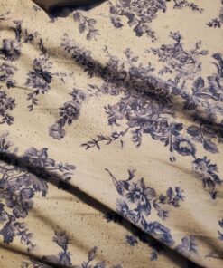 EasyLint Professional Lint Remover Fabric Shaver: The Sweater Shaver Pill Remover for Clothes & Furniture. Works with Batteries or A/C Power. Includes 2-Blades, Cleaning Brush, Case & Power Cord. 39 81o0jxPID7L 1