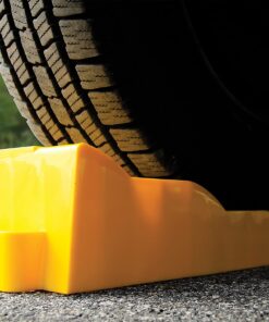 Camco Yellow Drive On Tri-Leveler, Raises Your RV Up by 3-7/8" Works on Any Tire , Has Built In Handle, Load Capacity of 3500 lbs, Durable Non Slip Surface (44573) Standard Packaging 17 81oGUO8wGML