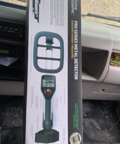 NATIONAL GEOGRAPHIC PRO Series Metal Detector - Ultimate Treasure Hunter with Pinpointer, Large Waterproof 10" Coil - Lightweight and Collapsible for Easy Travel (Amazon Exclusive) 47 81oObLAK6JL