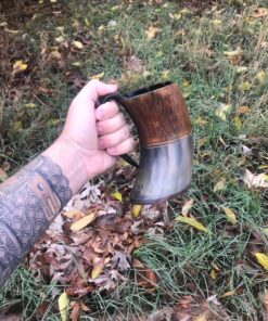 Norse Tradesman LG Viking Drinking Horn Mug - 100% Authentic Flame Treated Beer Horn Tankard With Engravings | The Jarl, approx. 16 oz 41 81oRr sSVdL