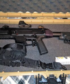 Covert Clutch Universal Tactical Grip Sleeve - The Original Hex Pattern Gun Grip - 100% Made in USA Tactical Matte Black 34 81oSRiW7NdL