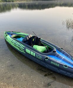 INTEX Challenger Inflatable Kayak Series: Includes Deluxe 86in Aluminum Oar and High-Output Pump – SuperStrong PVC – Adjustable Seat with Backrest – Removable Skeg – Cargo Storage Net green/blue 2-person 35 81ofohvcUrL