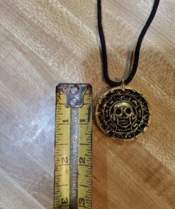MASTER USA - COIN - Coin Necklace, Antique Gold Alloy Metal Medallion, Includes Black Nylon Neck Cord, Perfect for Cosplay, Pirates, Caribbean, Aztec, Skull, Fantasy - COIN, Small 37 81ohM5zUEDL