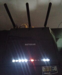 NETGEAR Nighthawk Smart Wi-Fi Router, R6700 - AC1750 Wireless Speed Up to 1750 Mbps | Up to 1500 Sq Ft Coverage & 25 Devices | 4 x 1G Ethernet and 1 x 3.0 USB Ports | Armor Security AC WiFi Router 37 81ojRpE9p8L