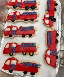 R&M International Fire Truck Cookie Cutters, Firefighter, Truck, Helmet, Hydrant, Dog, 5-Piece Set 28 81p QYuvgHL
