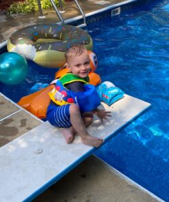 Body Glove Paddle Pals Life Jacket - The Safest Patented U.S. Coast Guard Approved Kids Swim Vest 33-55 LBS Dinosaur One Size 33-55 36 81pPq3LSeXL