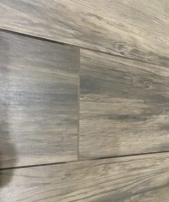 Goo Gone Grout & Tile Cleaner - 28 Ounce - Removes Tough Stains Dirt Caused By Mold Mildew Soap Scum and Hard Water Staining - Safe on Tile Ceramic Porcelain 28 Fl Oz (Pack of 1) 44 81pRvzngsvL