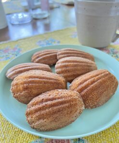 Bellemain Madeleine Pan | 12-Well Madeleine Mold Makes 12 Madeleine Cookies | Nonstick Tea Cake Pan for Madeleines, Cakelet Pan | Warp-Resistant Carbon Steel Madeline Pans (2-Pack) 48 81pqdIxiMgL