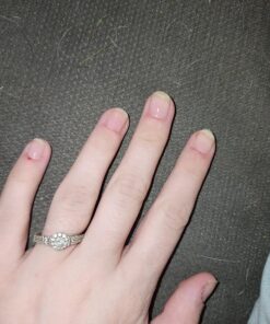 OPI Nail Envy, Nail Strengthening Treatment, Stronger Nails in 1 Week, Vegan Formula, 0.5 fl oz Clear Old 35 81qKDSjjQiL