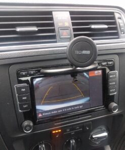 TechMatte MagGrip Universal Magnetic CD Slot Car Mount with Extra Strong Magnetic Grip (1 Pack) 77 81qhqsAeVL