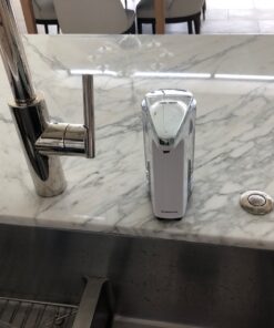 simplehuman 8 oz. Touch-Free Sensor Liquid Soap Pump Dispenser with Soap Sample, White 8 oz. Battery Operated 18 81qmnYb W3L