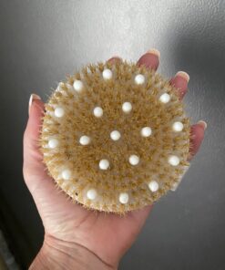 CSM Dry Body Brush for Beautiful Skin - Solid Wood Frame & Boar Hair Exfoliating Brush to Exfoliate & Soften Skin, Improve Circulation, Stop Ingrown Hairs, and Reduce The Appearance Cellulite 69 81qo9dbqiNL