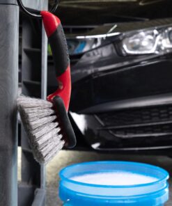 Mothers Car Wash Brush, Wheel and Fender Brush, Short Handle Tire Cleaner for Car Detailing, 10 Inch, Red/Black Standard 32 81qu3TBeoRL