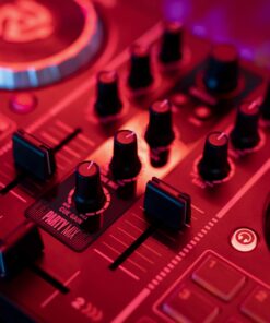 Numark Party Mix - Complete DJ Controller Set for Serato DJ with 2 Decks, Party Lights, Headphone Output, Performance Pads and Crossfader/Mixer 24 81qwZxWq42L