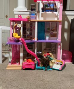 Barbie DreamHouse Dollhouse with 75+ Accessories and Wheelchair Accessible Elevator, 10 Play Areas, 3 Custom Light Settings & Music (Amazon Exclusive) 26 81r0FdlNgjL