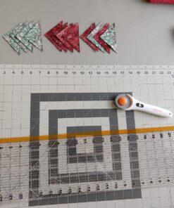 Fiskars Rotary Cutter 3-Piece Set - 45mm Stick Rotary Cutter for Fabric, Cutting Mat, and Sewing Ruler - Craft Supplies - Gray Cutting Mat + Rotary Cutter Set Standard 3-Piece 42 81rOznr gXL