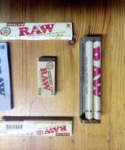 Raw King Size Organic Deal - King Size Slim Organic Rolling Papers, 110mm Rolling Machine and Wide Filter Tips INCLUDES Black Velvet Pouch 29 81rPVAzzASL