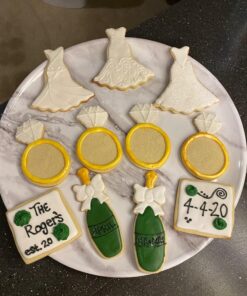 Kootek 42pcs Piping Bags and Tips Set, Cake Decorating Supplies Kits for Baking with 36 Numbered Frosting Icing Tips, 2 Reusable Pastry Bags, Easy Carry Storage Box and Other Baking Tools 46 81rfxfLuhaL