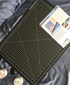 Dahle Vantage 10672 Self-Healing Cutting Mat, 18"x24", 1/2" Grid, 5 Layers for Max Healing, Perfect for Crafts & Sewing, Black 18" x 24" 43 81rujziqyLL