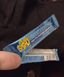 Sqwincher Zero Qwik Stik Sugar Free, Mixed Berry, .11 0z (Pack of 50) 21 81rxt8xhAdL