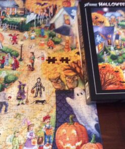 Vermont Christmas Company Halloween Town Jigsaw Puzzle 550 Piece 23 81sHT2ZTKTL