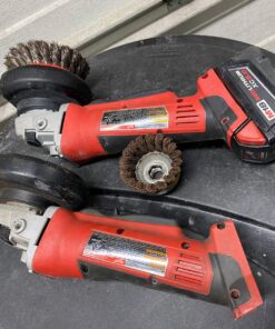 Milwaukee 2680-20 M18 18V Lithium Ion 4 1/2 Inch Cordless Grinder with Burst Resistant Guard and Paddle Switch Design 29 81soQpEpNnL