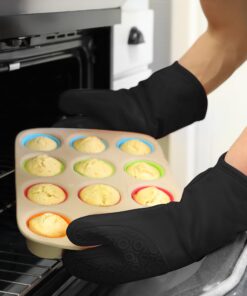 HOMWE Extra Long Professional Silicone Oven Mitt, Oven Mitts with Quilted Liner, Heat Resistant Pot Holders, Flexible Oven Gloves, 1 Pair (Black, 13.7 inch) Black 27 81t1W7F5L