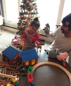 LINCOLN LOGS – Oak Creek Lodge – 137 Pieces - Real Wood Logs-Ages 3+ - Best Retro Building Gift Set for Boys/Girls – Creative Construction Engineering – Top Blocks Game Kit - Preschool Education Toy Classic 33 81tKVCC9cKL