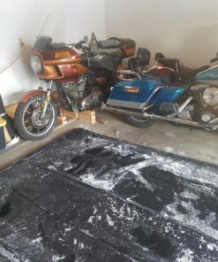 AutoFloorGuard AFG7918 MidSize Heavy Duty Garage Floor Mat for Under Car for Rain, Ice, and Mud with Stay-Put Corner and Telescoping Squeegee Mid-Size 45 81tq4ZtKhL