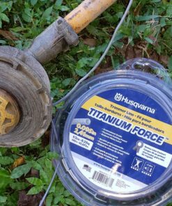 Husqvarna Titanium Force 0.095-Inch, 140-Foot Spooled String Trimmer Line, Professional Grade Copolymer Weed Eater Line .095" x 140' Silver 20 81tvdZKhRyL