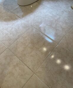 Rubbermaid Reveal Cordless Battery Power Scrubber, Gray/Red, Multi-Purpose Scrub Brush Cleaner for Grout/Tile/Bathroom/Shower/Bathtub, Water Resistant, Lightweight, Ergonomic Grip (1839685) 57 81u3zigvsaL