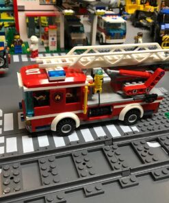 LEGO City Fire Ladder Truck 60107 35 81uMQDAkm6L