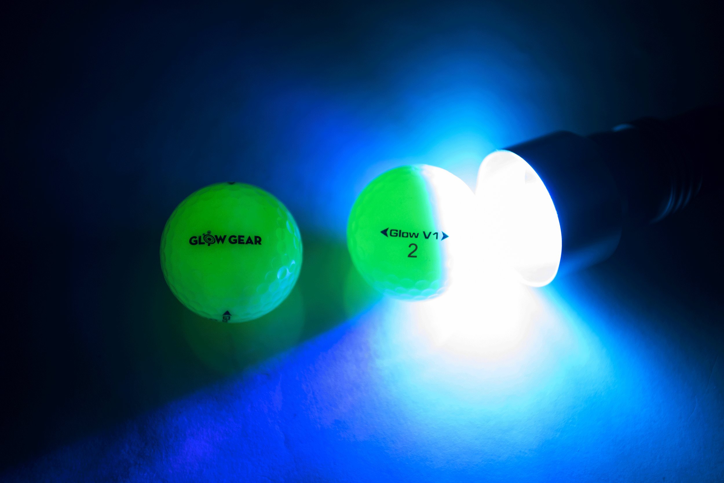 GlowGear 21 LED UV Flashlight Golf Ball Charging Swiftsly