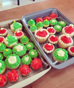 Kootek 42pcs Piping Bags and Tips Set, Cake Decorating Supplies Kits for Baking with 36 Numbered Frosting Icing Tips, 2 Reusable Pastry Bags, Easy Carry Storage Box and Other Baking Tools 38 81vRAA0V1L