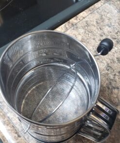 Norpro 3-Cup Stainless Steel Rotary Hand Crank Flour Sifter With 2 Wire Agitator 27 81viAYAOszL