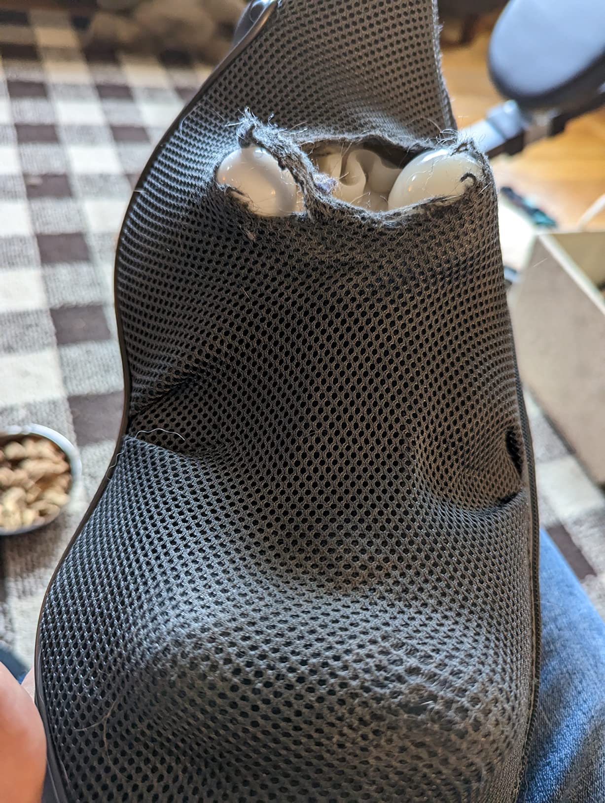 Bruntmor Cordless Rechargeable Neck & Back Pain Relief Products | Shiatsu Massager 3-D Deep Kneading Portable Full Body Massager Back Massager for Back Pain with Heat | Ideal for Relieving Shoulder 11 Bruntmor Cordless Rechargeable Neck & Back Pain Relief Products | Shiatsu Massager 3-D Deep Kneading Portable Full Body Massager Back Massager for Back Pain with Heat | Ideal for Relieving Shoulder - Image 11