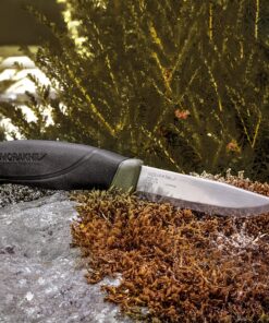 Morakniv Companion Carbon Steel Fixed-Blade Knife with Sheath, 4.1 Inch, Military Green Fixed Blade Knives 31 81x4lB7gvkL