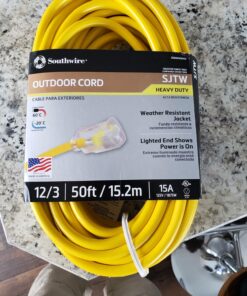 Southwire 2588SW0002 Outdoor Cord-12/3 SJTW Heavy Duty 3 Prong Extension Cord-for Commercial Use (50'; Yellow); 50 Feet 50 ft 37 81x6mrIW9L