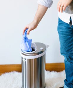 Ubbi Disposable Diaper Sacks, Lavender Scented, Easy-To-Tie Tabs, Diaper Disposal or Pet Waste Bags, 200 Count 33 81xsKVyKm L