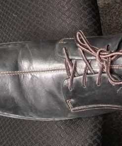 OrthoStep Thin Round Athletic Nylon Shoelaces - Fused Tips - Work Boot Laces 2 Pair Pack - Made in the USA 32" (81 cm) Black - Brown Combo 11 81xuRMw fqL